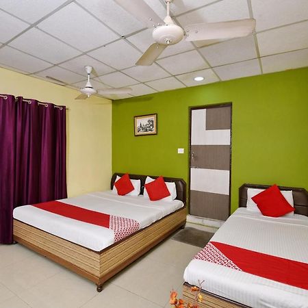 Oyo 3519 Hotel Garden Inn Varanasi Esterno foto