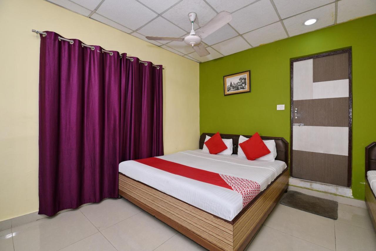 Oyo 3519 Hotel Garden Inn Varanasi Esterno foto