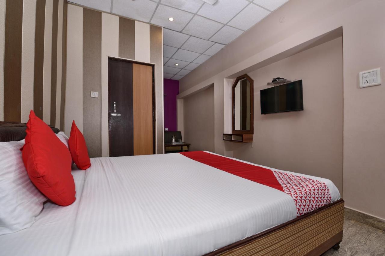 Oyo 3519 Hotel Garden Inn Varanasi Esterno foto
